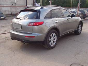 2004 Infiniti FX35 Pictures