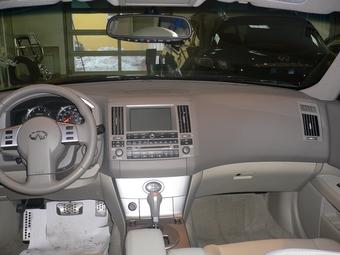 Infiniti FX35