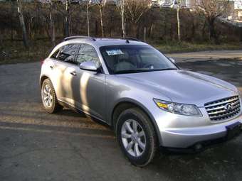 2005 Infiniti FX35