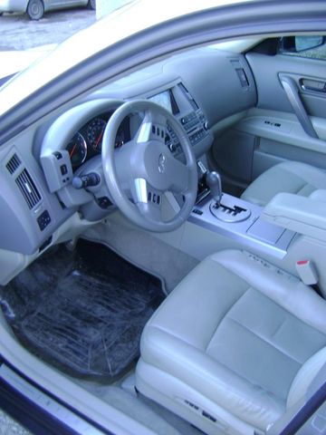 2005 Infiniti FX35