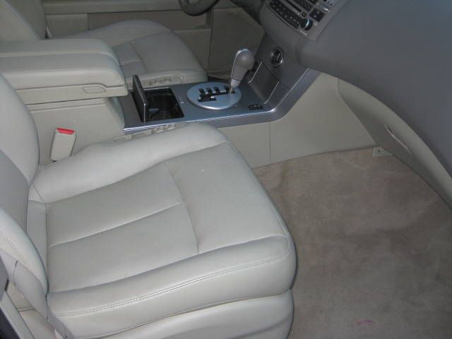 2005 Infiniti FX35