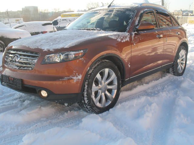 2005 Infiniti FX35