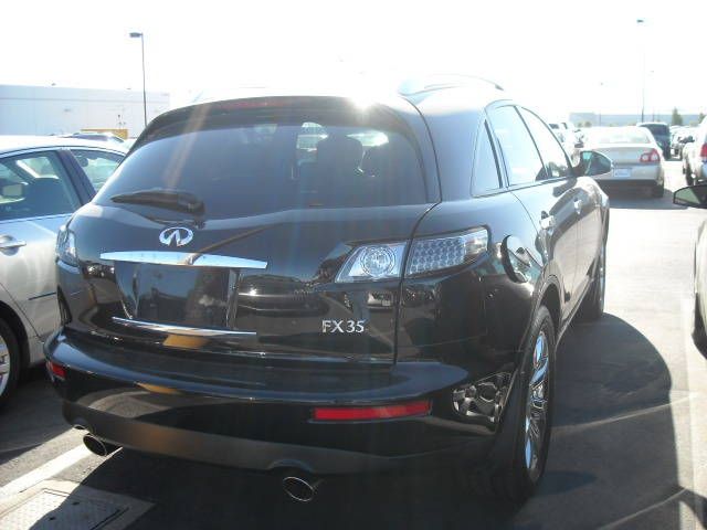 2005 Infiniti FX35