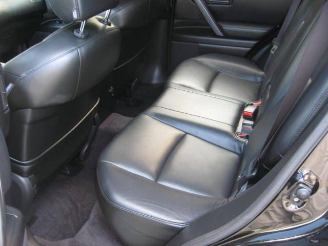 2005 Infiniti FX35