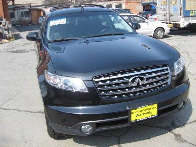 2005 Infiniti FX35