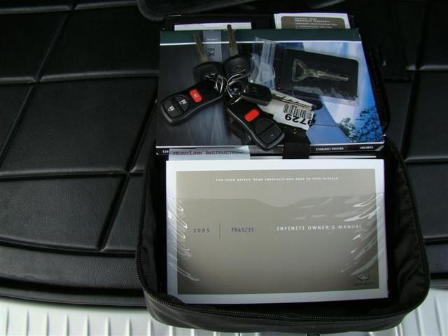 2005 Infiniti FX35