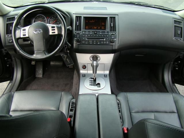 2005 Infiniti FX35