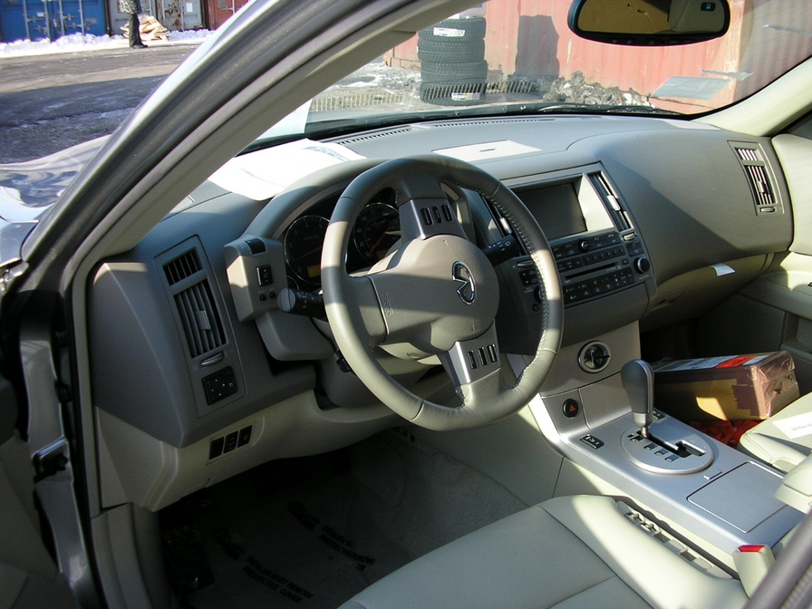 2005 Infiniti FX35 Pictures