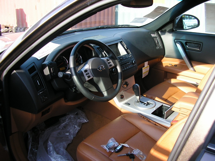 2005 Infiniti FX35 Photos