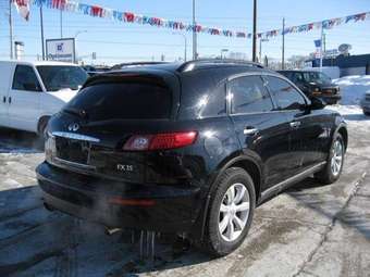 2005 Infiniti FX35 Photos