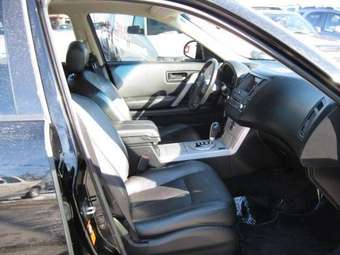2005 Infiniti FX35 Pictures