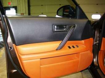 2005 Infiniti FX35 Pics