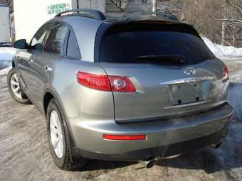 2005 Infiniti FX35 Pictures