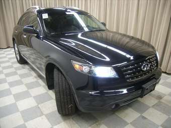 2005 Infiniti FX35 Pictures