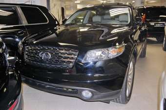 2005 Infiniti FX35 Photos