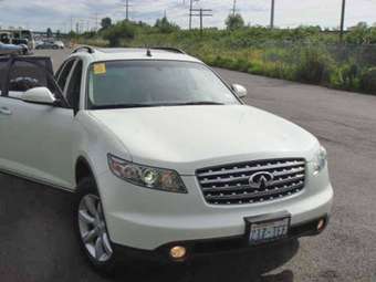 2005 Infiniti FX35 Pictures