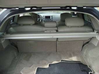 2005 Infiniti FX35 Photos