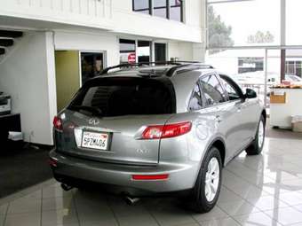 2005 Infiniti FX35 Pictures