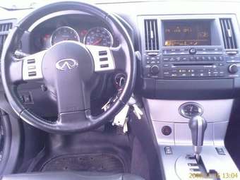2005 Infiniti FX35 Pictures