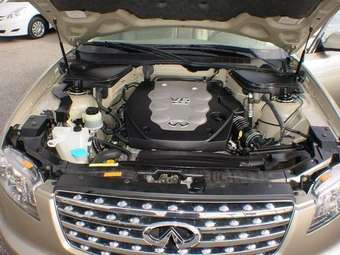 2005 Infiniti FX35 Pics