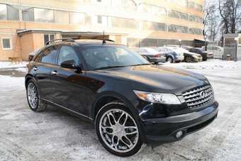 2005 Infiniti FX35 Pictures