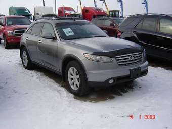 2005 Infiniti FX35 Pics