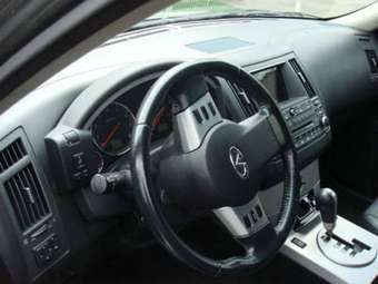 2005 Infiniti FX35 Photos