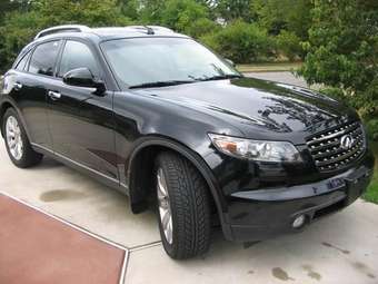 2005 Infiniti FX35 Pictures