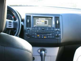 2005 Infiniti FX35 Images