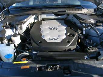 2005 Infiniti FX35 Pictures