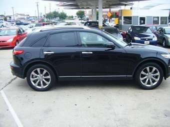 2005 Infiniti FX35 Pictures