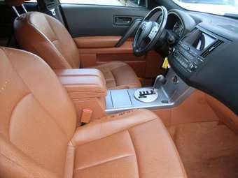 2005 Infiniti FX35 Pictures