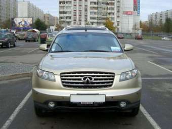 2005 Infiniti FX35 Pictures