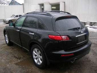2005 Infiniti FX35 Pictures