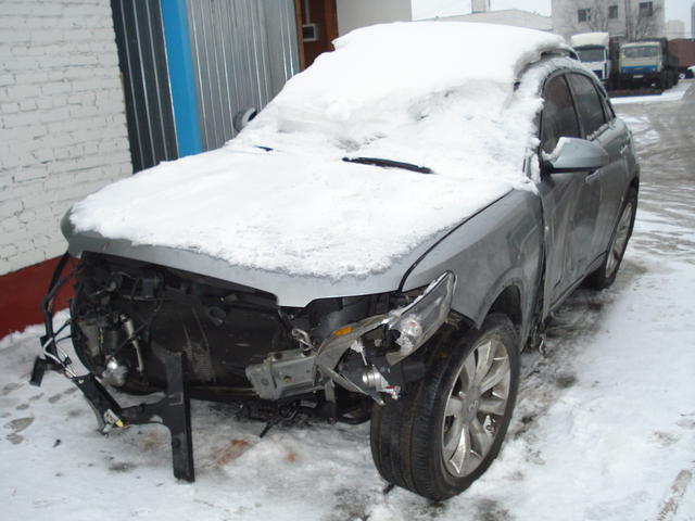 2005 Infiniti FX35