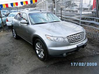 2005 Infiniti FX35