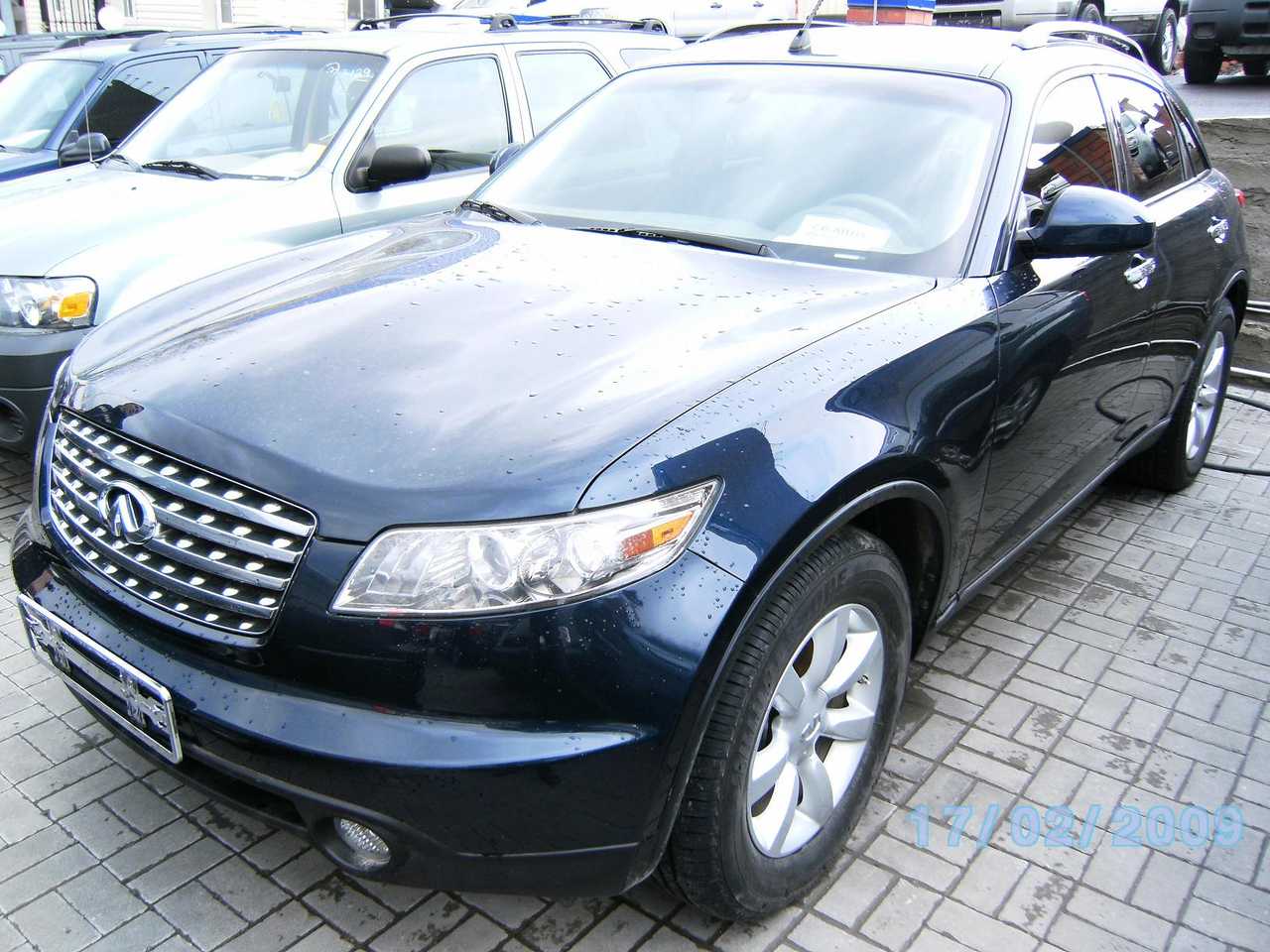 2005 Infiniti FX35
