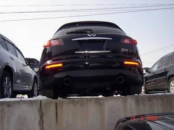 2005 Infiniti FX35 Pictures