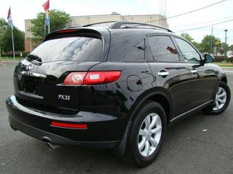 2005 Infiniti FX35 Photos