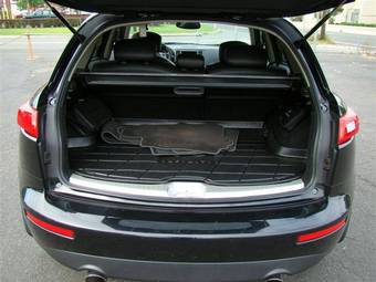 2005 Infiniti FX35 Photos