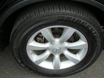2005 Infiniti FX35 Pictures
