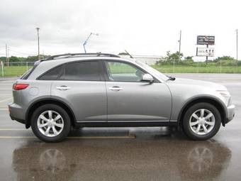 2005 Infiniti FX35 Pics