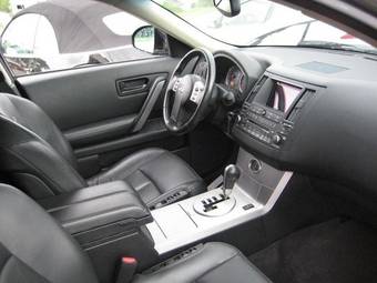 2005 Infiniti FX35 Photos