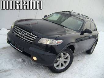 2005 Infiniti FX35 Photos