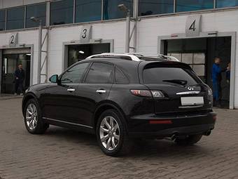 2005 Infiniti FX35 Pictures