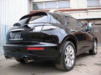 2005 Infiniti FX35 Photos