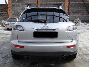 2005 Infiniti FX35 Pictures