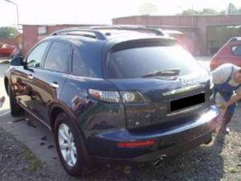 2005 Infiniti FX35 Photos