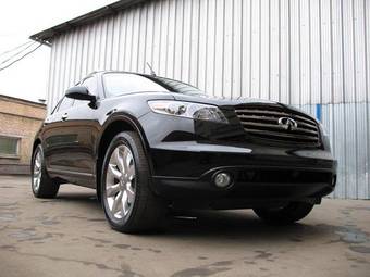 2005 Infiniti FX35 Pictures