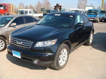 2005 Infiniti FX35 Pics